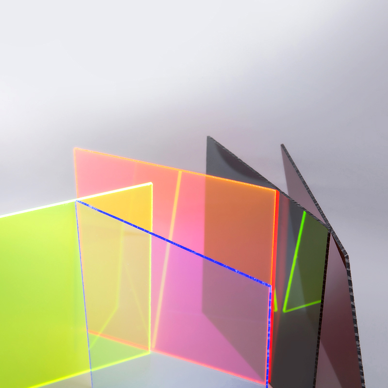 Feuille acrylique colorée translucide